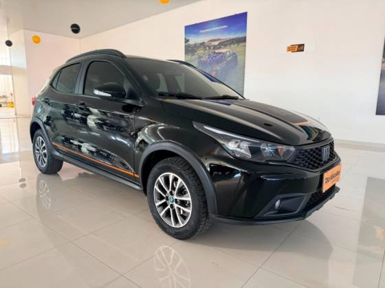 FIAT ARGO 1.3 FIREFLY FLEX TREKKING CVT FIAT ARGO 1.3 FIREFLY FLEX TREKKING CVT
